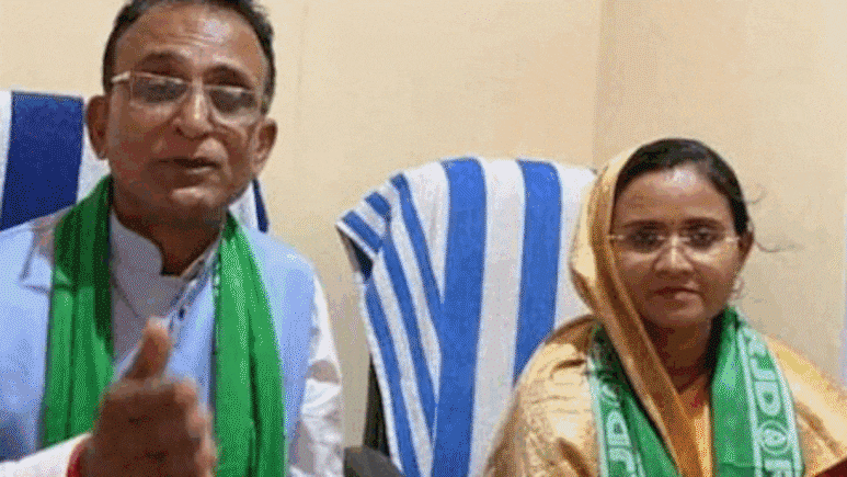 हत्या, जेलब्रेक, नरसंहार... एक ट्रैक्टर ड्राइवर से कैसे बिहार का बाहुबली बन गया अशोक महतो, पढ़ें पूरी कहानी हत्या, जेलब्रेक, नरसंहार... एक ट्रैक्टर ड्राइवर से कैसे बिहार का बाहुबली बन गया अशोक महतो, पढ़ें पूरी कहानी