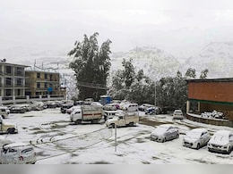 हिमाचल में बर्फबारी और बारिश से ठंड बढ़ी: लाहौल-स्पीति, कुल्लू, चंबा में ऑरेंज अलर्ट जारी हिमाचल में बर्फबारी और बारिश से ठंड बढ़ी: लाहौल-स्पीति, कुल्लू, चंबा में ऑरेंज अलर्ट जारी