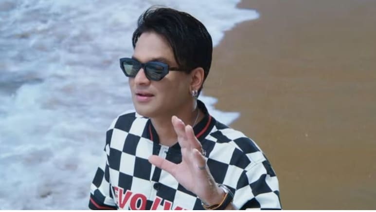 Zubeen Garg's <i>Roi Roi Binale</i> Director On His Final Film: "He Was Planning This For 19 Years" Zubeen Garg's <i>Roi Roi Binale</i> Director On His Final Film: "He Was Planning This For 19 Years"