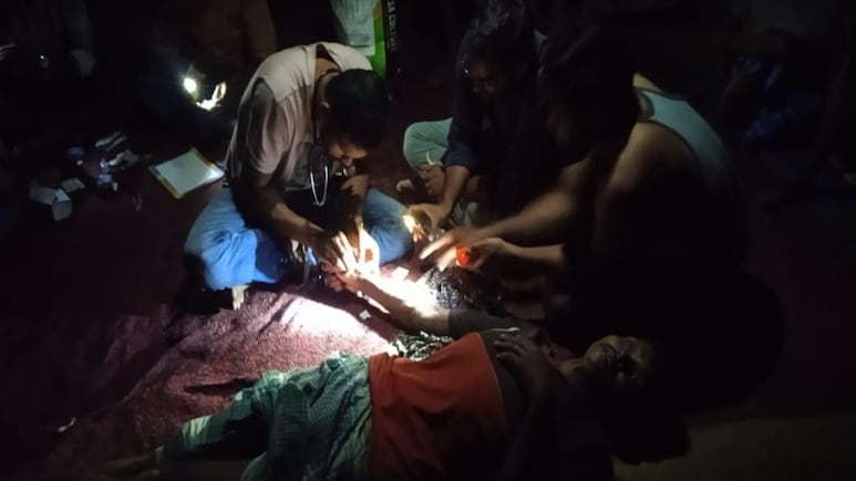 5 Die Of Food Poisoning In Chhattisgarh After Consuming Post-Funeral Feast 5 Die Of Food Poisoning In Chhattisgarh After Consuming Post-Funeral Feast