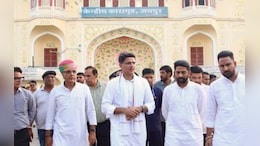 Rajasthan Politics: सचिन पायलट NSUI प्रदेश अध्यक्ष विनोद जाखड़ से मिलने सेंट्रल जेल जयपुर पहुंचे, पुलिस ने रोका&nbsp;