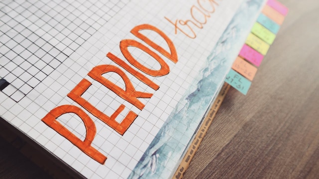 Are Women's Periods Synced With Moon Phases? What Science Really Says
