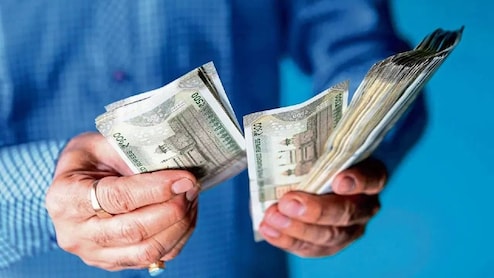 Kerala Hikes Dearness Allowance To 35% For Employees, Pensioners