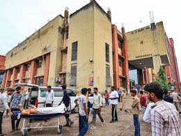 जयपुर SMS हॉस्पिटल कांड: सरकार ने लिया एक्‍शन, अस्‍पताल और ट्रॉमा सेंटर के सुपरिटेंडेंट हटाए गए 