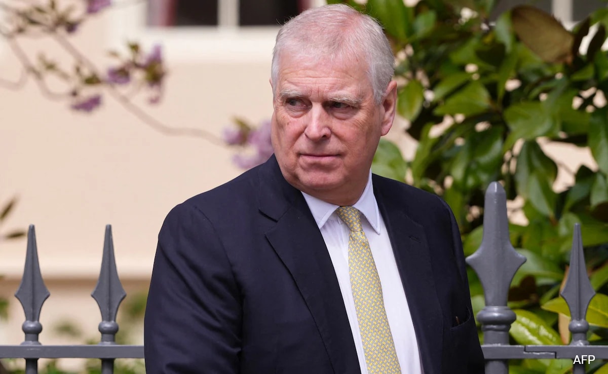 Opinion | A Prince, A Teen, Queen's Hush Money: The Sex Scandal Rocking UK's Royal Family