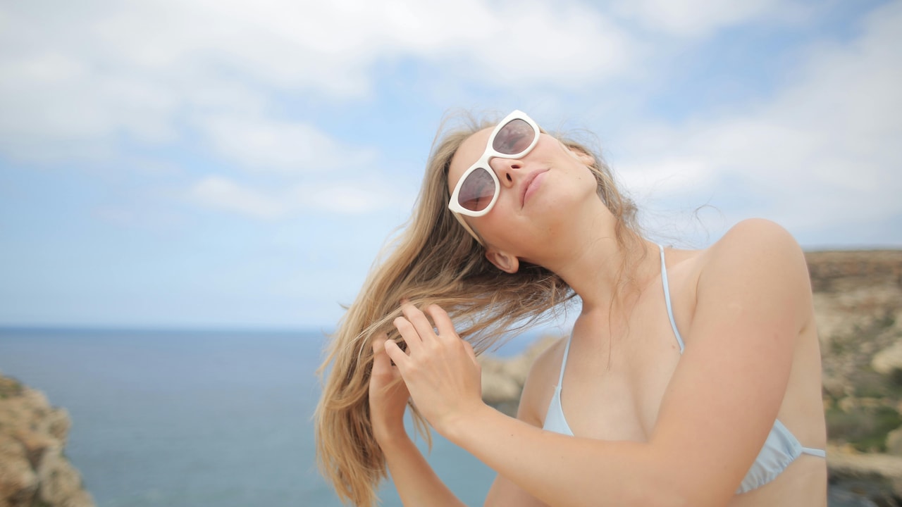 Frosty shades are ideal for people with cool skin understone