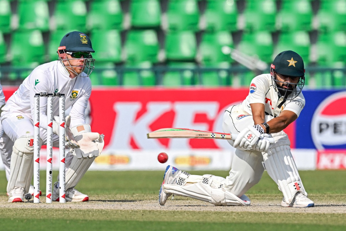 2nd Test LIVE: Pakistan Eye Massive 1st Innings Score vs WTC Winners SA