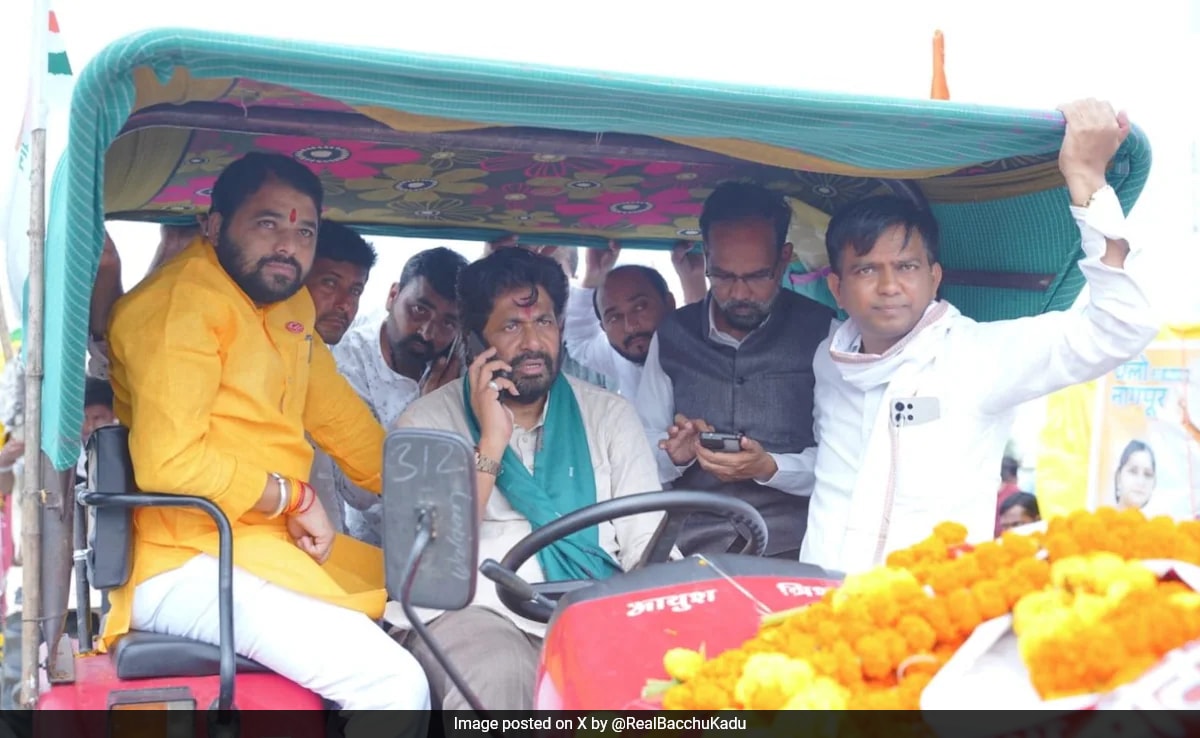 Maharashtra Ex Minister Leads Tractor March To Nagpur Over Loan Waiver For Farmers