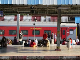 Railway : राज्यातील रेल्वे प्रवाशांसाठी मोठा दिलासा; तुमच्या स्टेशनवर सुरु होणार खास सोय, पहा संपूर्ण यादी Railway : राज्यातील रेल्वे प्रवाशांसाठी मोठा दिलासा; तुमच्या स्टेशनवर सुरु होणार खास सोय, पहा संपूर्ण यादी