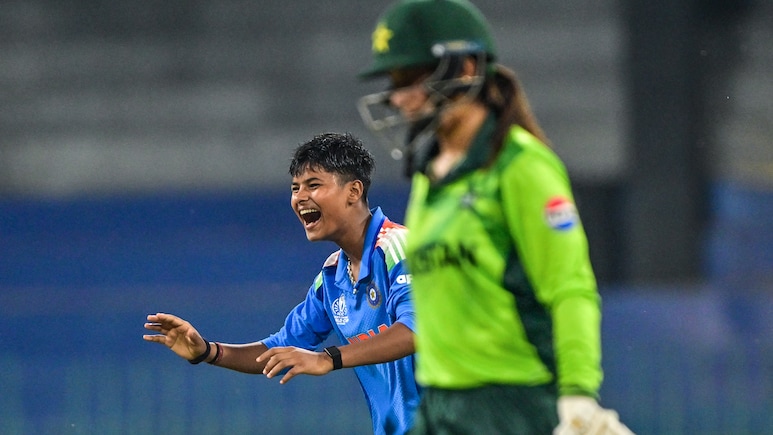 IND vs PAK: ICC World Cup में MP की बेटी का जलवा, क्रांति गौंड ने ODI में पाकिस्तान को चटाई धूल, बनीं 'मैन ऑफ द मैच'