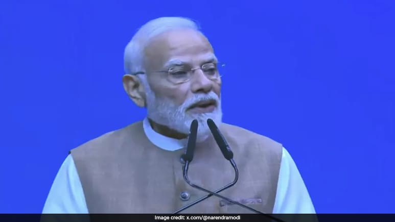 PM Modi Renews Make In India Pitch, Says It's Best Time To Invest In Country PM Modi Renews Make In India Pitch, Says It's Best Time To Invest In Country