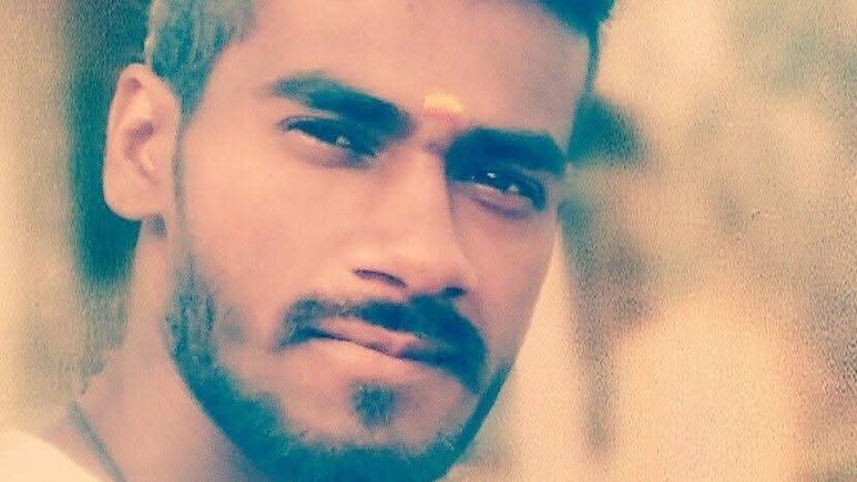 2 हजार रुपये उधारी नहीं लौटा पाने की सजा, दोस्त ने दरांती मारकर कर दी हत्या 2 हजार रुपये उधारी नहीं लौटा पाने की सजा, दोस्त ने दरांती मारकर कर दी हत्या