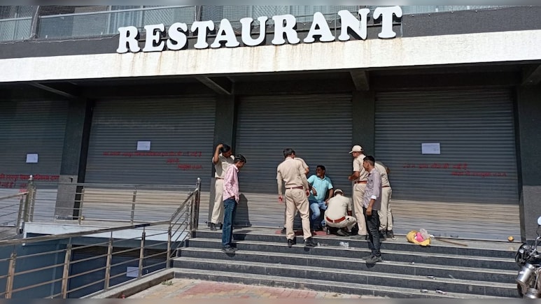 उदयपुर का राजघराना होटल सील, 6 महीने में नहीं हटाया तो चल सकता है बुलडोजर