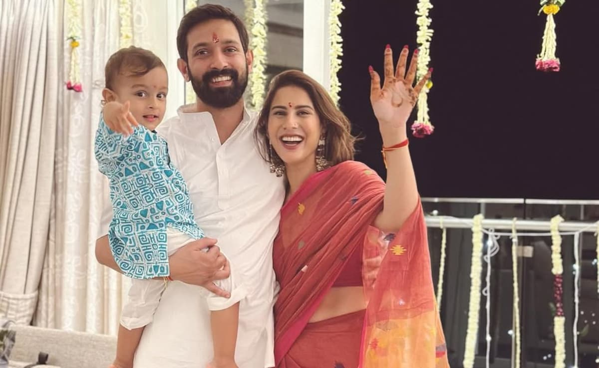 Vikrant-Sheetal posing with their son during Diwali celebration. Photo: Vikrant Massey/ Instagram Vikrant-Sheetal posing with their son during Diwali celebration. Photo: Vikrant Massey/ Instagram