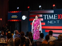 स्मृति ईरानी ने किया भारत का नाम रोशन, दुनिया के सामने पेश की 'स्पार्क द 100k कलेक्टिव' पहल स्मृति ईरानी ने किया भारत का नाम रोशन, दुनिया के सामने पेश की 'स्पार्क द 100k कलेक्टिव' पहल