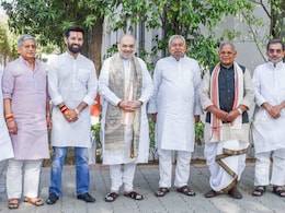 बिहार चुनाव 2025: NDA और महागठबंधन में फंसी सीटों की गुत्थी, मांझी ने बढ़ाई टेंशन बिहार चुनाव 2025: NDA और महागठबंधन में फंसी सीटों की गुत्थी, मांझी ने बढ़ाई टेंशन