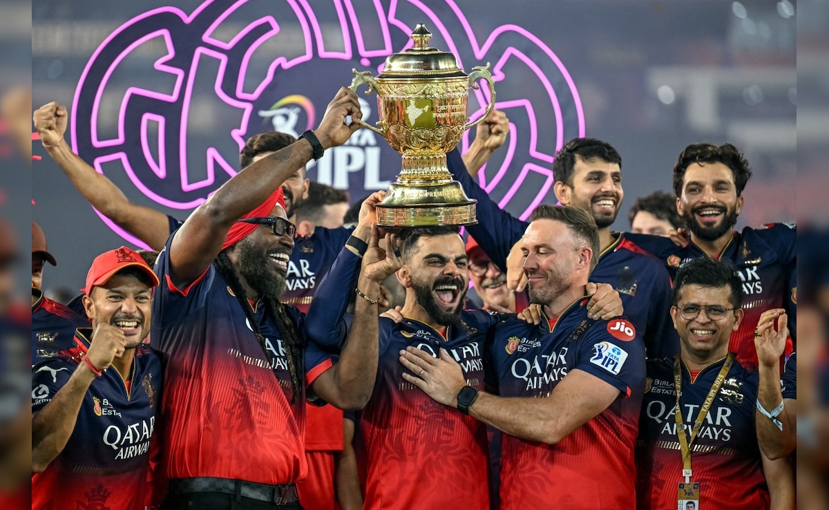 IPL ऑक्शन 2026 की तारीख आई सामने, खिलाड़ी 15 नवंबर तक होंगे रिटेन, कई बड़े नामों के रिलीज होने की संभावना