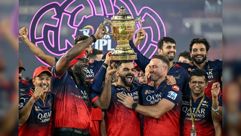 IPL ऑक्शन 2026 की तारीख आई सामने, खिलाड़ी 15 नवंबर तक होंगे रिटेन, कई बड़े नामों के रिलीज होने की संभावना