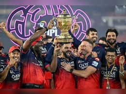 IPL ऑक्शन 2026 की तारीख आई सामने, खिलाड़ी 15 नवंबर तक होंगे रिटेन, कई बड़े नामों के रिलीज होने की संभावना IPL ऑक्शन 2026 की तारीख आई सामने, खिलाड़ी 15 नवंबर तक होंगे रिटेन, कई बड़े नामों के रिलीज होने की संभावना