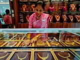 भारतीयों ने तीन महीने में कितना सोना खरीदा? आसमान छूते दामों के बीच ये आंकड़े चौंका देंगे भारतीयों ने तीन महीने में कितना सोना खरीदा? आसमान छूते दामों के बीच ये आंकड़े चौंका देंगे