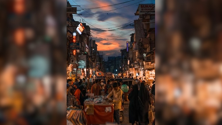 Foreigner's Post On Indian Etiquette Opens Up Civic Sense Debate: "Really Frustrates Me" Foreigner's Post On Indian Etiquette Opens Up Civic Sense Debate: "Really Frustrates Me"