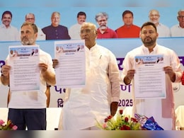 ग्रैंड अलायंस में फ्रेंडली फाइट: बिहार विधानसभा 2025 में सहयोगी पार्टियों के बीच कैसे हो रहा है रोमांचक मुकाबला, पढ़ें ग्रैंड अलायंस में फ्रेंडली फाइट: बिहार विधानसभा 2025 में सहयोगी पार्टियों के बीच कैसे हो रहा है रोमांचक मुकाबला, पढ़ें