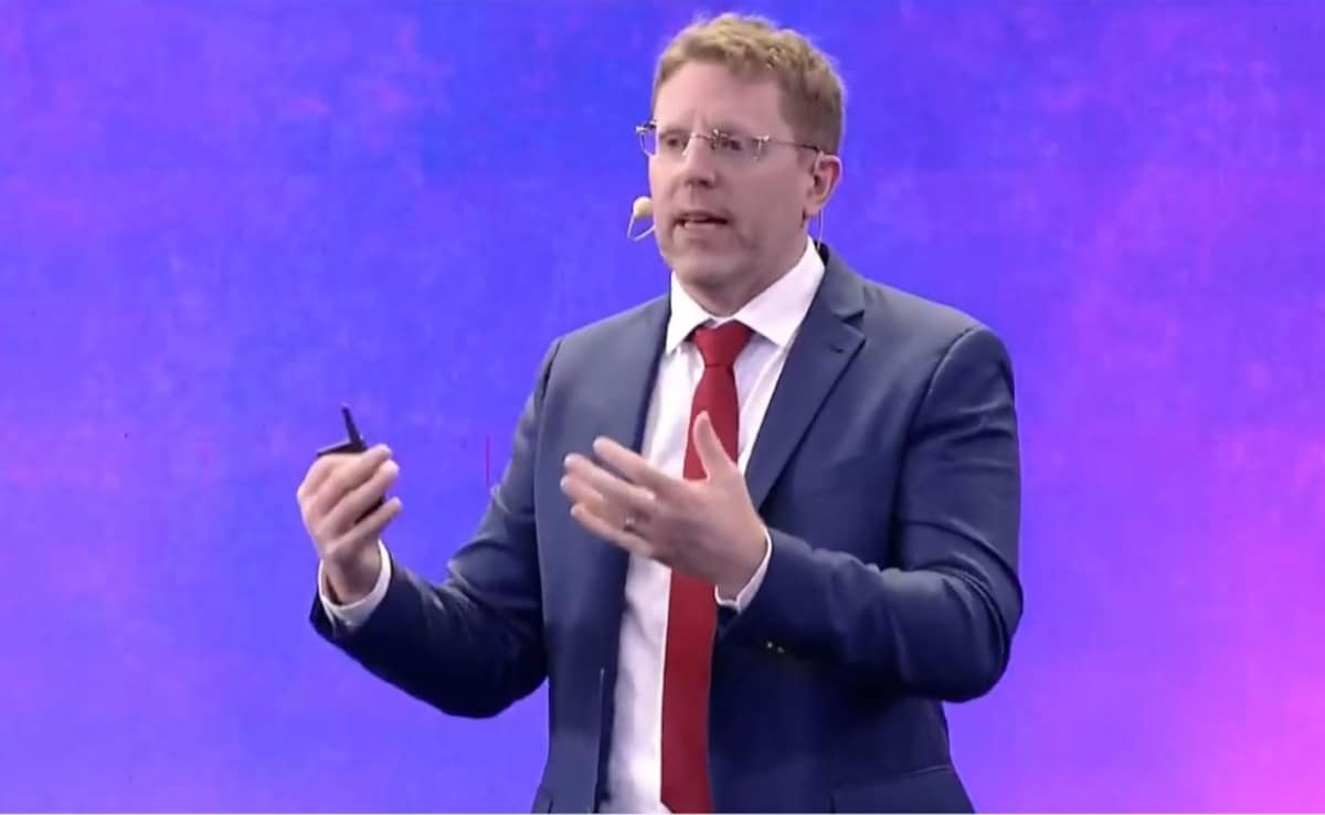 NDTV World Summit 2025: MIT Researcher Explains Why AI Models Give Errors, And Its Future