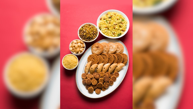 Oil free Snacks for Diwali: इस दिवाली तेल को करें बाय-बाय और इन ऑइल-फ्री स्नैक्स को करें ट्राई