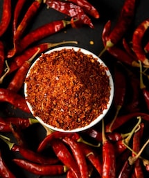 Red Chilli Side Effects: तिखट मसाला खाण्याचे दुष्परिणाम