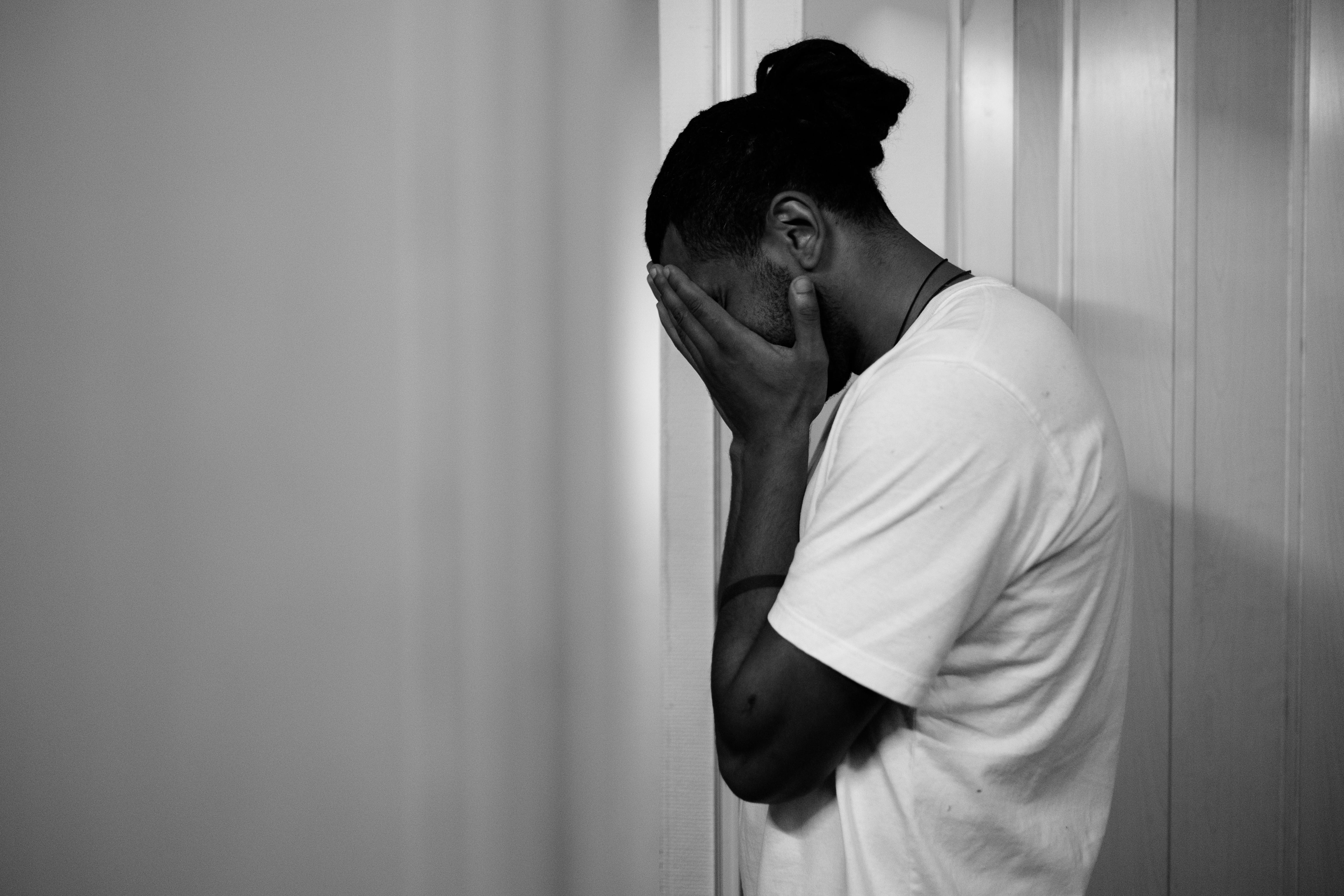 Man's Heartfelt Post About Father's Final Message Moves Internet To Tears: 'He Left With...'