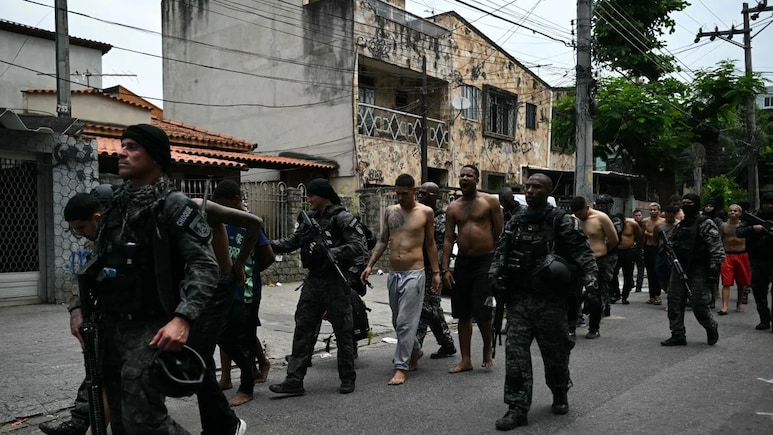 132 Killed In Rio Drug Raids; Residents Call It 'Massacre' 132 Killed In Rio Drug Raids; Residents Call It 'Massacre'