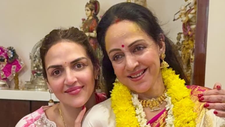 To "Queen Mamma" Hema Malini, A Sweet Birthday Wish From Daughter Esha Deol To "Queen Mamma" Hema Malini, A Sweet Birthday Wish From Daughter Esha Deol