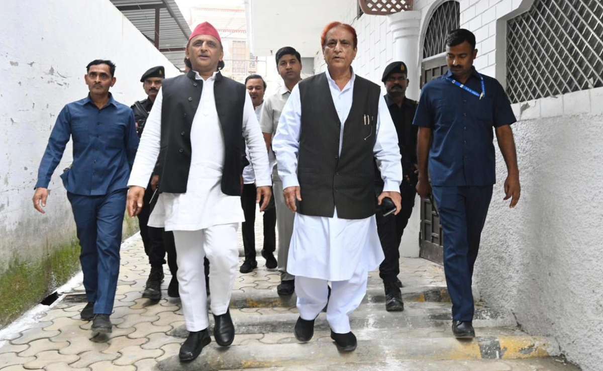 अखिलेश से मिलने के बाद बीएसपी में जाने पर क्या बोले आजम खान 