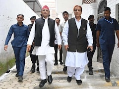 Azam Khan Meets Akhilesh Yadav To Convey 