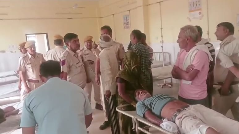 Rajasthan: भरतपुर में दो पक्षों के बीच खूनी भिड़ंत, लाठी-डंडों से मारपीट में 25 घायल; गांव में तैनात पुलिस बल