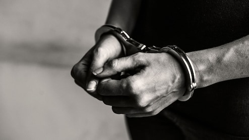 दिल्ली में बड़े जासूसी नेटवर्क का खुलासा, पुलिस ने 'जासूस भाइयों' को किया गिरफ्तार दिल्ली में बड़े जासूसी नेटवर्क का खुलासा, पुलिस ने 'जासूस भाइयों' को किया गिरफ्तार