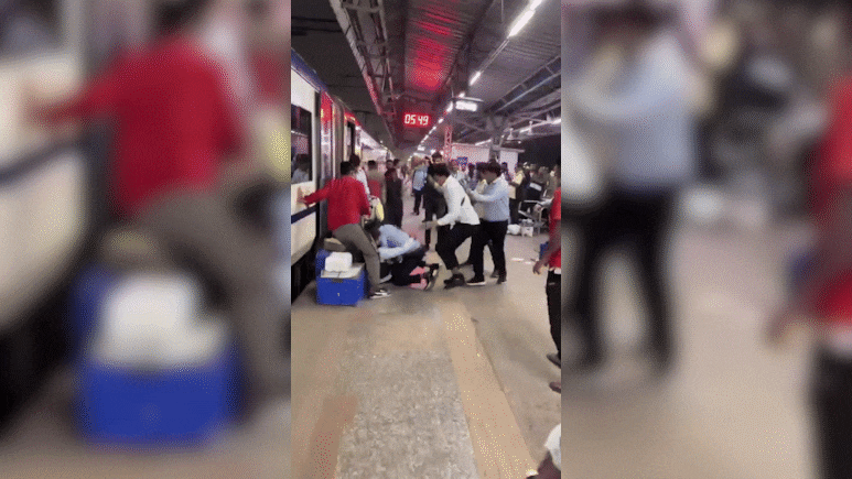 चाट युद्ध के बाद अब दिल्ली के निजामुद्दीन रेलवे स्टेशन पर हुआ 'बेल्ट युद्ध', देखिए वीडियो