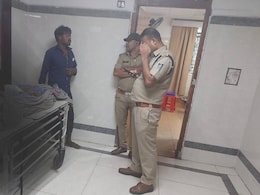 महिला की हत्या, सब्बल सिर के पार, पत्नी के भागने कारण उसकी सहेली को मानता था पति, इसलिए दी दर्दनाक मौत महिला की हत्या, सब्बल सिर के पार, पत्नी के भागने कारण उसकी सहेली को मानता था पति, इसलिए दी दर्दनाक मौत