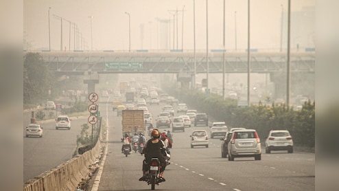 जहरीली हवा से बेबस दिल्ली, नोएडा और गुरुग्राम, AQI लेवल से बढ़ी टेंशन, राजधानी में बारिश का इंतजार