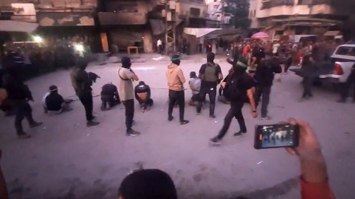 Hamas Brutally Executes 8 Gazans In Public Amid Trump's 'Disarm' Warning