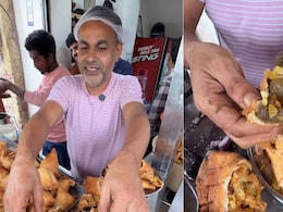 Watch: Jalandhar Street Vendor Goes Viral For Selling 200 Samosa Varieties Watch: Jalandhar Street Vendor Goes Viral For Selling 200 Samosa Varieties