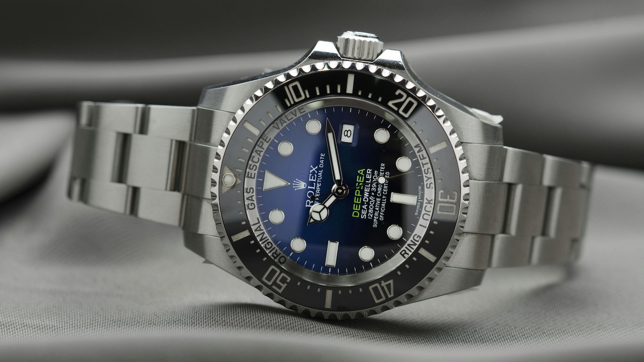 Watches That Look Balanced On Broad Wrists For Men