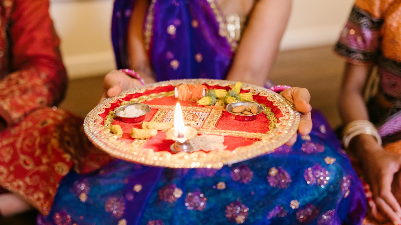 Narak Chaturdasi 2025 essential items for a smooth puja experience