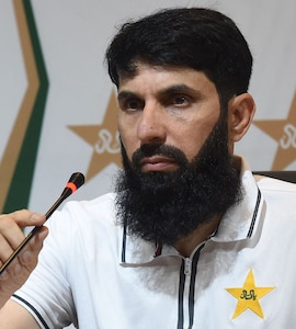 Pakistan Selector Misbah Ul Haq Defends Working With PSL Franchise Amid Controversy