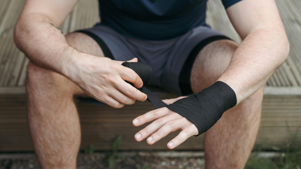 Wearing compression gear can reduce muscle soreness after exercise.  