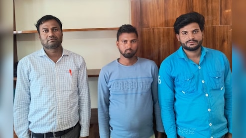 PWD अधिशाषी अभियंता के नाम पर रिश्वत लेने का खेल, ACB ने तीन कर्मियों को 6 हज़ार की घूस लेते धरा 