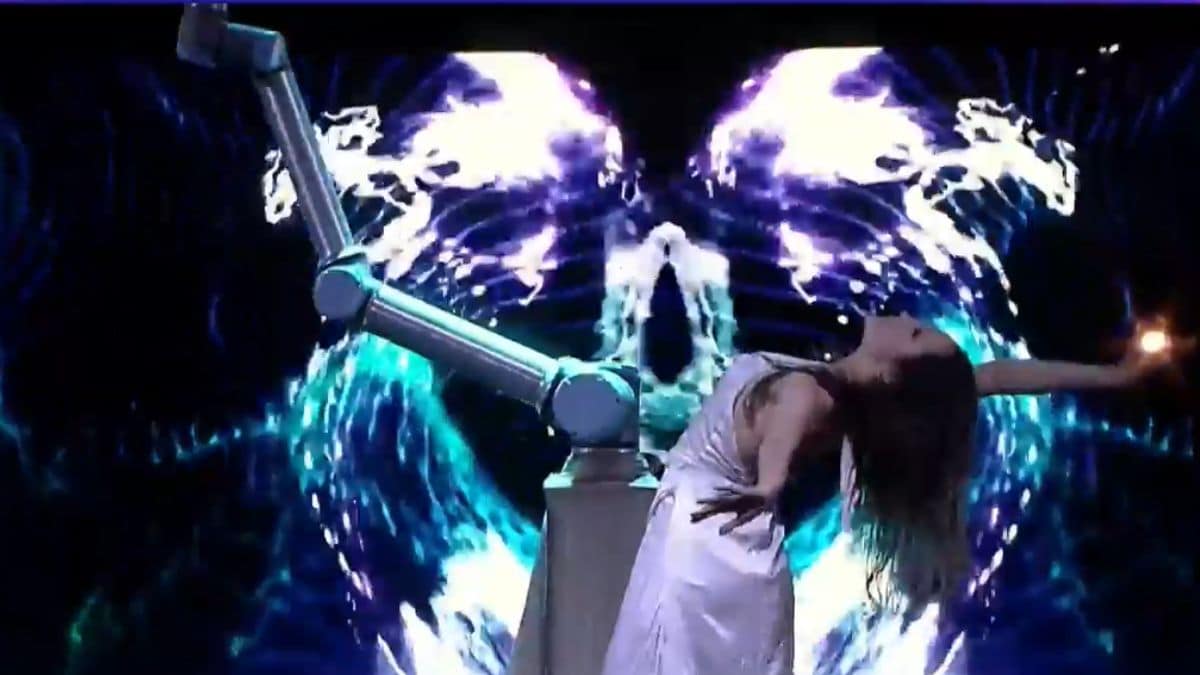 How Quantum Physicist Merritt Moore Found Artistic Expression Through Robot Dance Partners During Pandemic Isolation