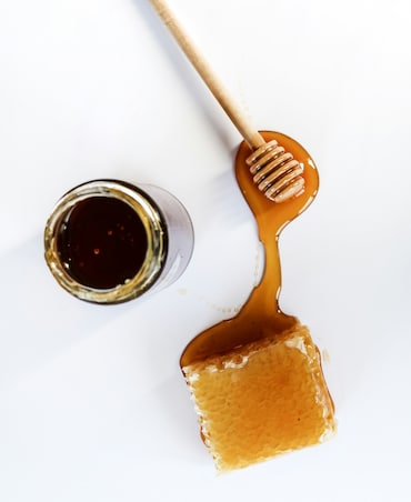 7 Benefits Of Ginger And Honey In Cold Season
