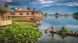 6 Budget-Friendly Winter Honeymoon Destinations In India