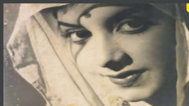 एक थप्पड़ ने बर्बाद किया करियर, पति ने की सगी बहन से शादी, 3 दिन बाद पता चली मरने की खबर एक थप्पड़ ने बर्बाद किया करियर, पति ने की सगी बहन से शादी, 3 दिन बाद पता चली मरने की खबर